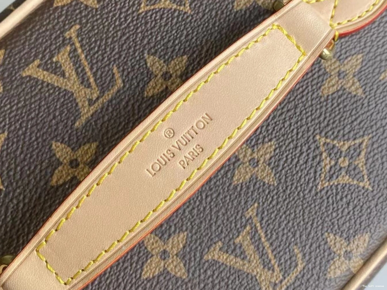 CUSTOM UP LV BAG MAKE VANITY 0820